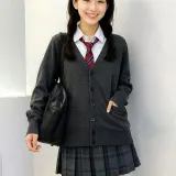 여성 브이넥 가디건 포켓 니트 간절기 데일리룩 상의