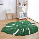 홈소프트 몬스테라 잎 모양 러그(110cm*150cm)