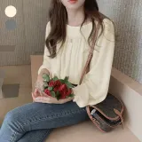스퀘어넥 블라우스 여성 셔링 넥라인 데일리 셔츠 탑