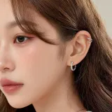 꼬임 라인 큐빅 귀걸이 원터치 링 이어링 생일 기념일 졸업식 선물