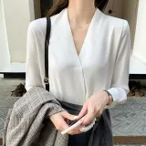 여리핏 브이넥 블라우스 출근룩 데일리 셔츠