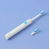 투스케어 음파 전동칫솔(화이트) 생활방수 치아건강