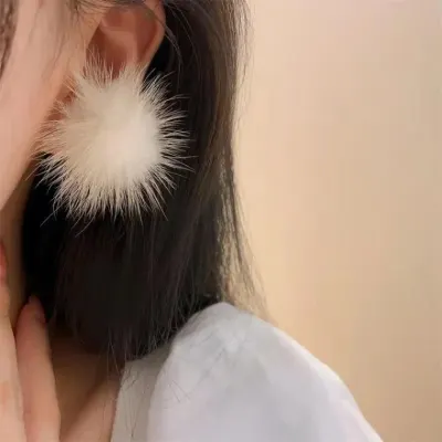 귀걸이 귀찌 피어싱 이어커프 겨울 송치 페이크퍼 솜솜 은침 진주