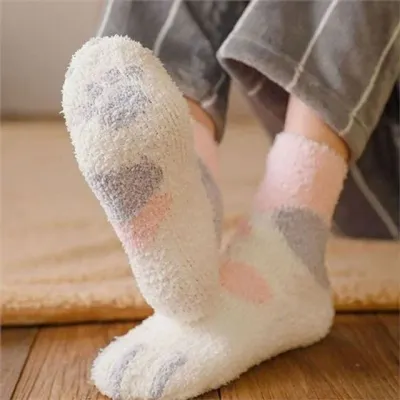 여성 겨울 양말 여성 기모 양말 부드러운 따뜻한 고양이 실내 방한 중목 수족냉증 줄무늬 파자마 발바닥
