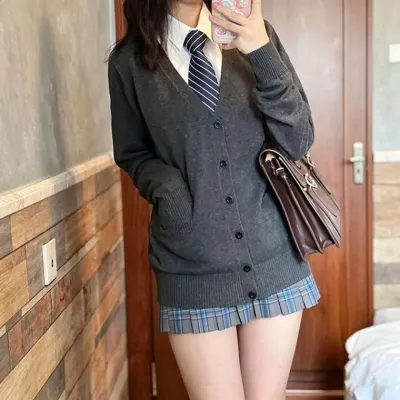 간절기 오피스룩 여성 가디건 학생 브이넥 포켓 니트 교복 스쿨룩 단체복 여자 가을 코트