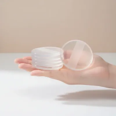 밀착력 좋은 말랑한 실리콘 퍼프 파운데이션 메이크업 도구 5.5cm