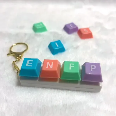 딸깍이 MBTI 알파벳 키보드 키링 백꾸 가방꾸미기