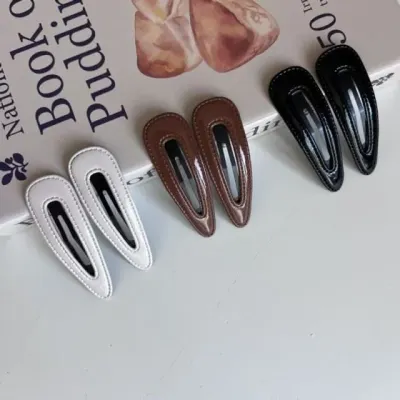 삼각 선물 세트 PU 헤어핀 비비드 광택 미니 소품샵 소품 가죽 하이틴 겨울 귀여운 헤어삔 헤어삔 세트