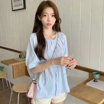 하늘색 노카라 셔링 플레어 블라우스 셔츠