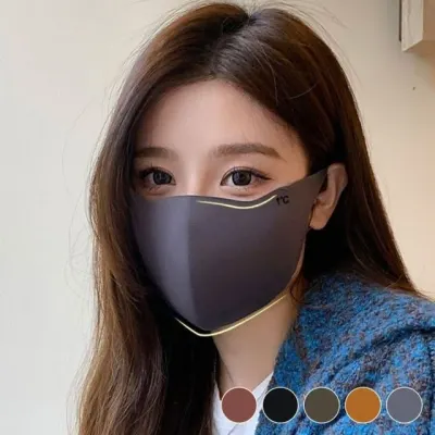 숨쉬기 편안한 무봉재 패션 남여공용 로고 마스크