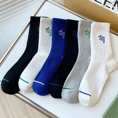 준캡 남성 남자양말 알파벳자수 중장목양말 사계절양말 면양말 학생양말