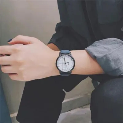 여성 캐주얼 시계 여성 아날로그 시계 데일리 패션 손목 학생 가죽 밴드