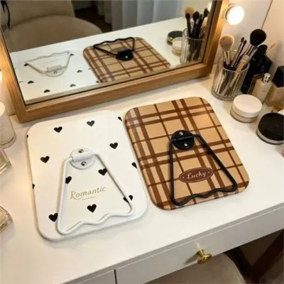 접이식 탁상 거울 휴대용 메이크업 거울 거치식 데일리 여행용 화장대 디자인 패턴 심플 하트 체크