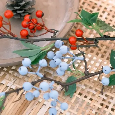 베리열매가지 조화 레드 1P 인테리어 꽃장식 꽃다발 실내 인테리어 인테리어조화꽃 식물인테리어 조화인테