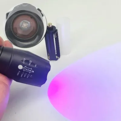 적외선 줌 기능 LED 랜턴 UV 라이트 포함