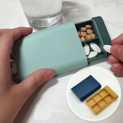 민트색 슬라이드 알약케이스