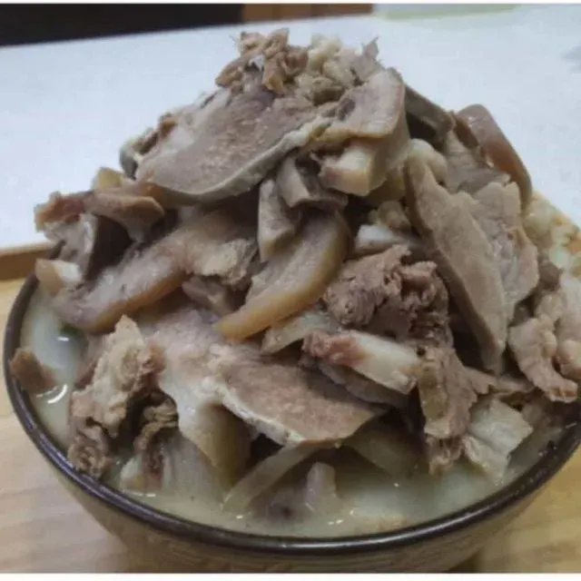 국내산 돼지머리고기 머릿고기 수육 1kg