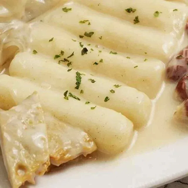 크림 밀떡볶이 밀키트 2인분 떡볶이키트 밀키트떡볶이 밀가루떡볶이 간단떡볶이