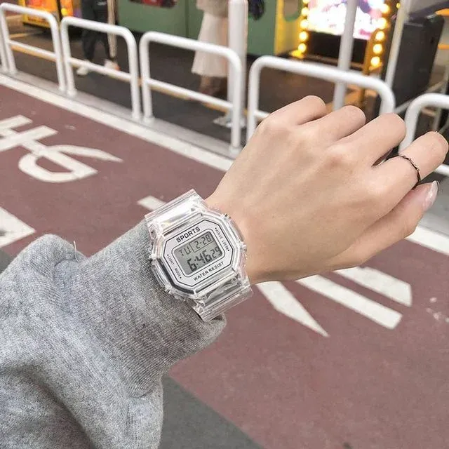투명 손목시계 전자시계 스포츠 방수 학생 군대 여름 패션 전자손목
