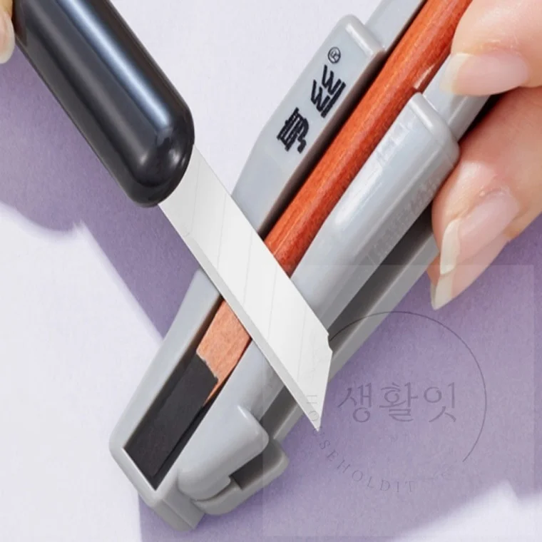 아이브로우 샤프닝 가이드 아이라이너깎이 아이브로우깍기 연필깎기 아이펜슬깍기 미용소품