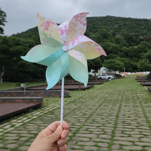 6색 벚꽃 플라스틱 바람개비 랜덤발송 1P 상세2