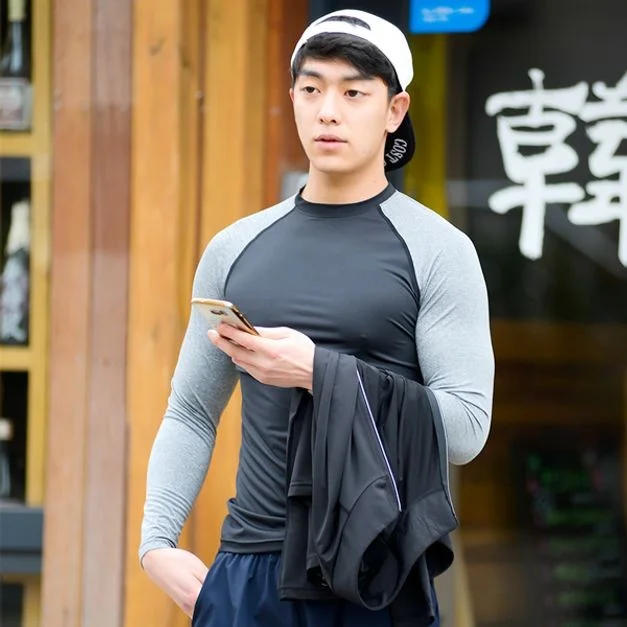 남성 래쉬가드 비치웨어 솔리드 티셔츠 레시가드