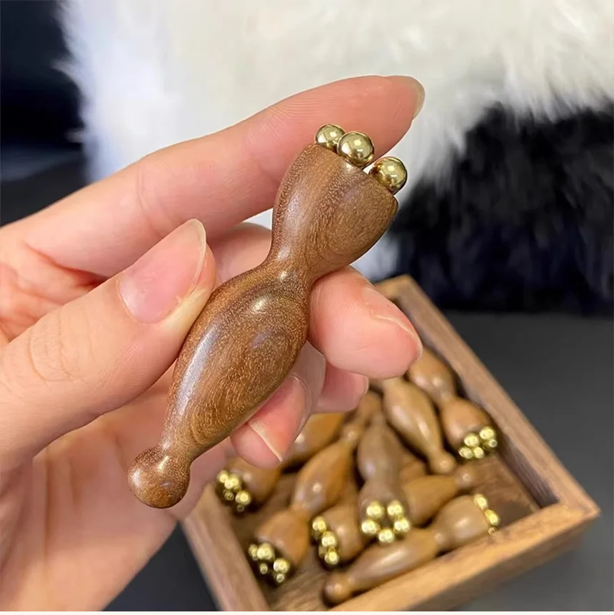 얼굴 어깨 바디 승모근 두피 우드 미니 괄사 마사지기 상세3