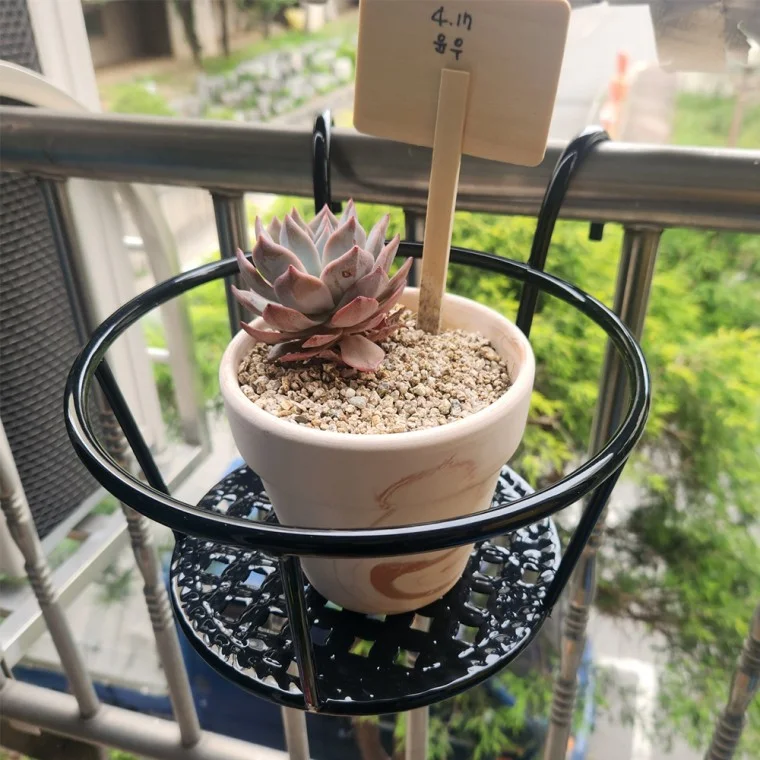 아파트 베란다 화분 걸이 블랙 철제 화분 정리대