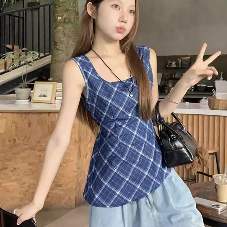 여자 여름 사각 체크 패턴 슬림 허리 라인 백트임 슬리브리스 나시 블라우스 여성 반팔