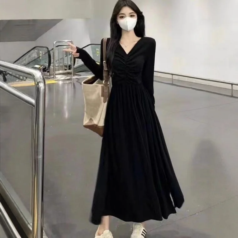 긴팔 신상 디자인 프렌치 원피스 빈티지 명원 허리 걷어 블랙 날씬해 보이고 밑창 주름 붐