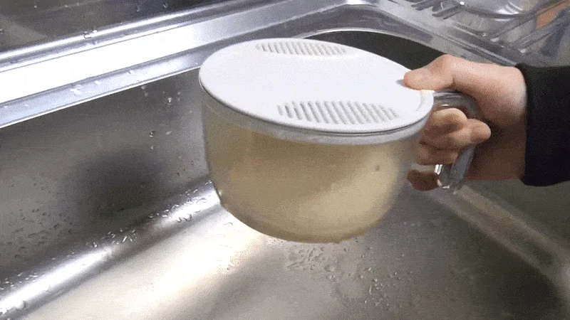 헬로제인 버튼식 계량 쌀통 10kg 그레이 상세4